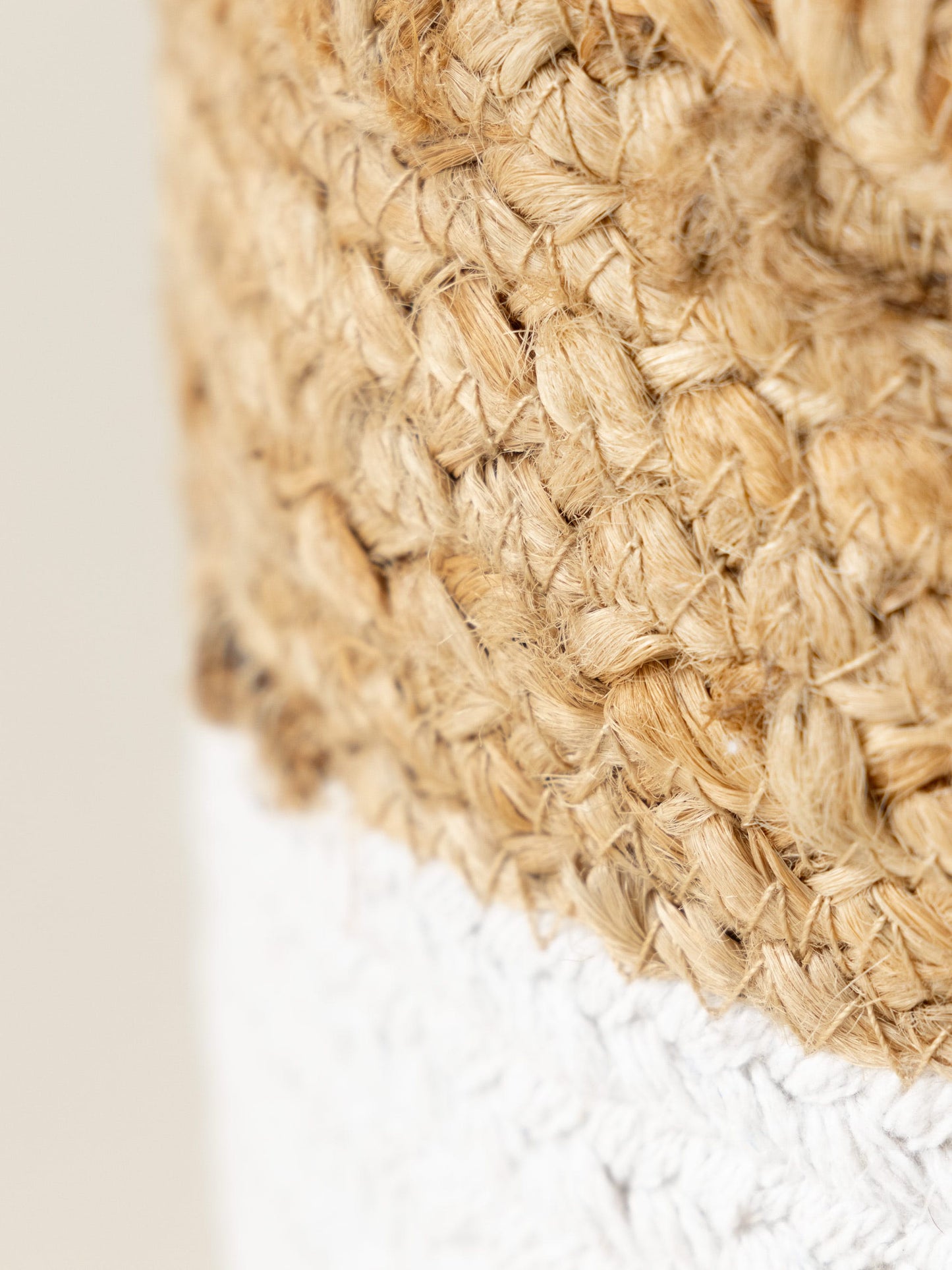 Cestino di iuta con manici