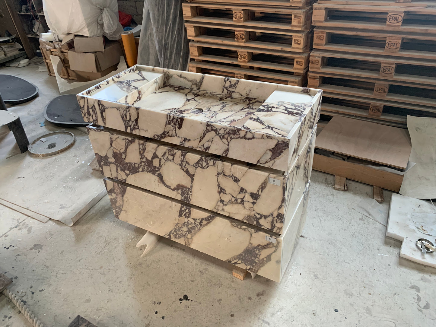 阿米莉亚·瓦尼蒂