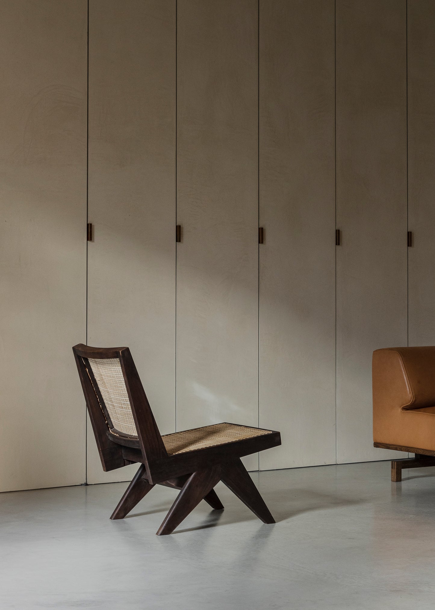 Armless Lounge Chair