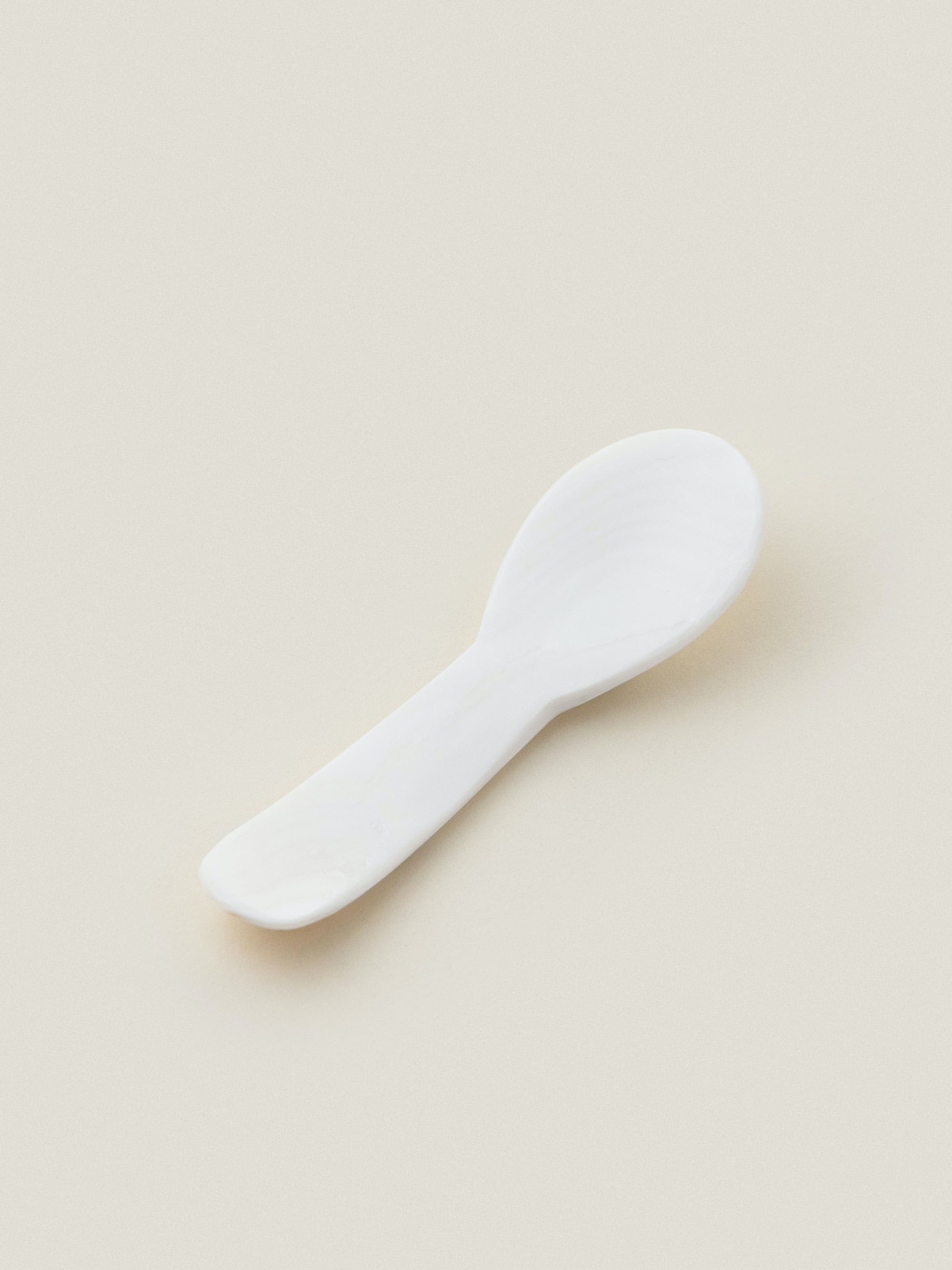 Shell spoon