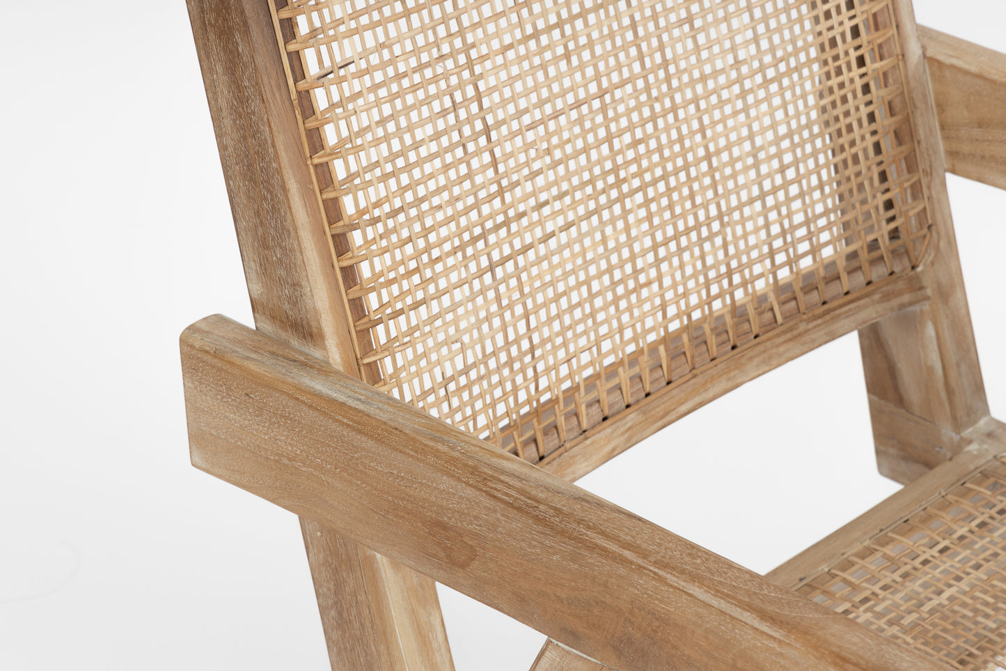 Fußhocker aus Rohrgeflecht